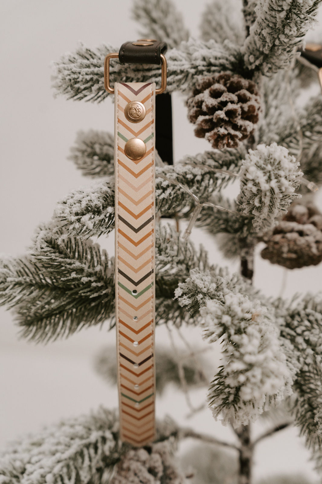 Little high, little low - Halsband