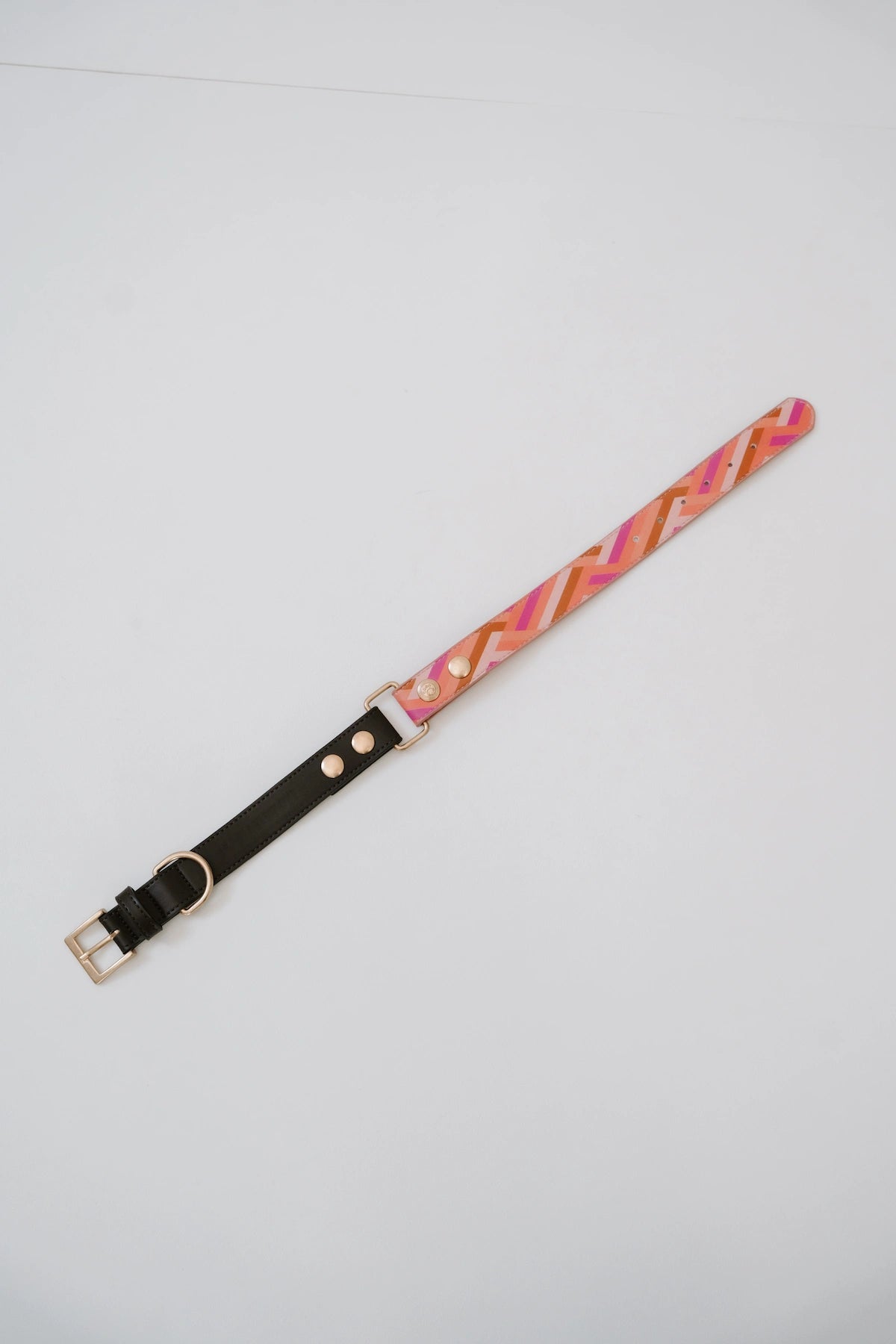 Design Hundehalsband aus veganem Leder – Is this the real life?